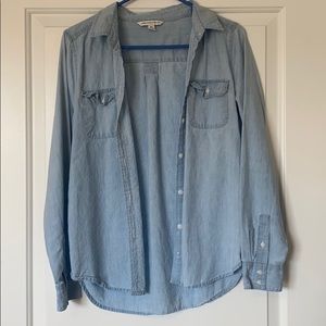 American Eagle button down